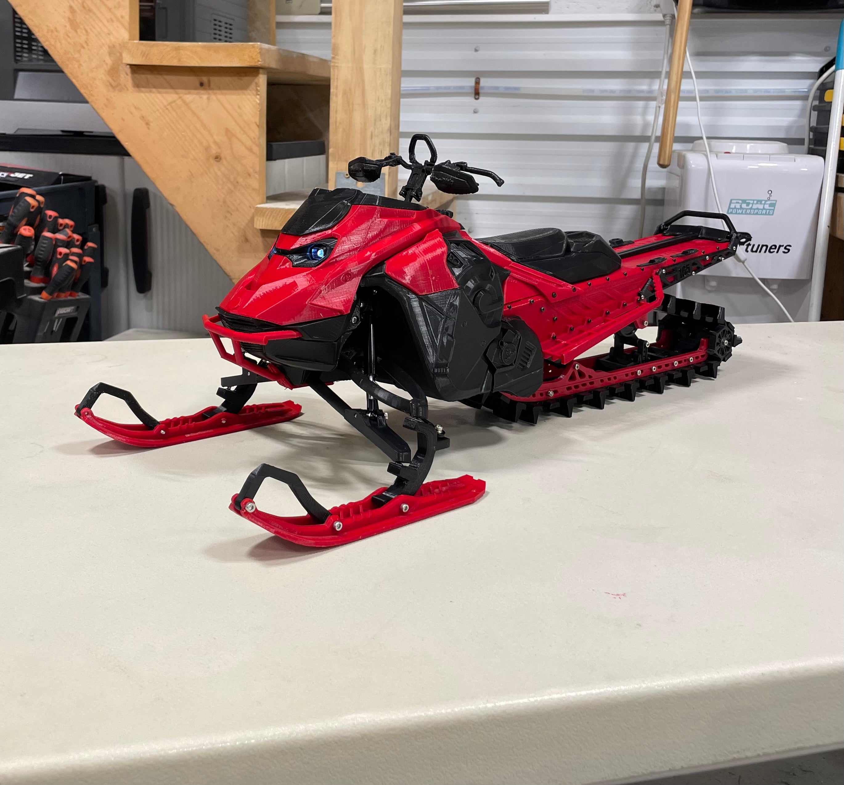 Gas powered cheap remote control snowmobile